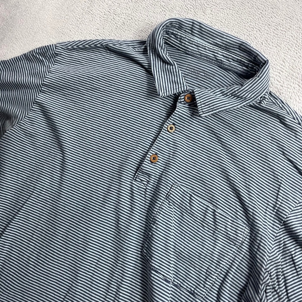 Patagonia Mens XL Striped Short Sleeve Polo Shirt Blue White Pocket